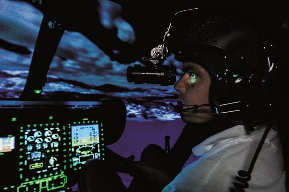 nvg night vision goggle pilot